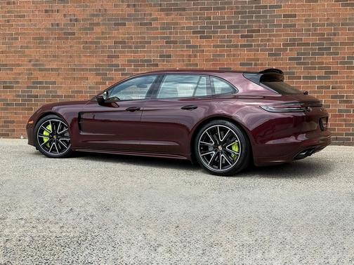 2018 Porsche Panamera E-Hybrid Sport Turismo Turbo S