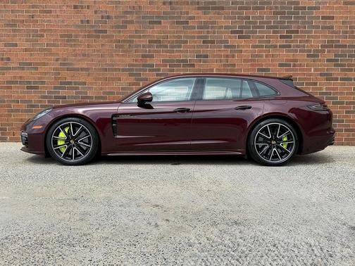 2018 Porsche Panamera E-Hybrid Sport Turismo Turbo S