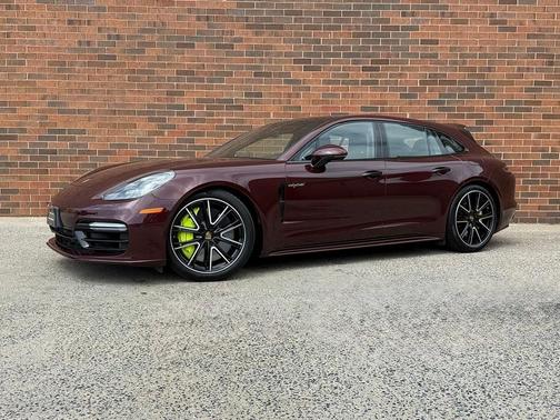2018 Porsche Panamera E-Hybrid Sport Turismo Turbo S