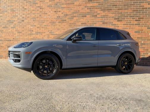 2026 Porsche Cayenne Base