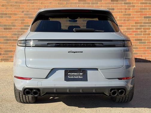 2026 Porsche Cayenne Base