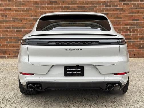 2025 Porsche Cayenne S