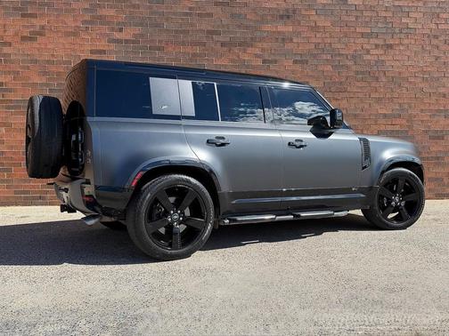 2023 Land Rover Defender Carpathian Edition