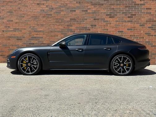 2023 Porsche Panamera Turbo S