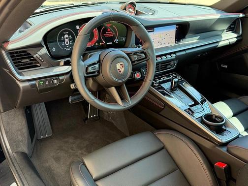2026 Porsche 911 Carrera