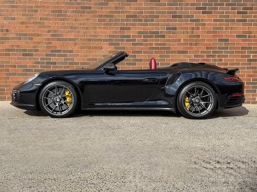 2019 Porsche 911 Turbo S