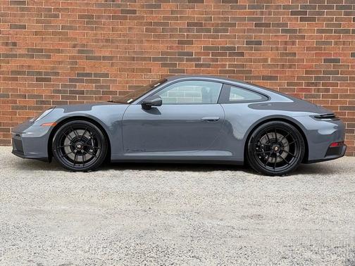 2026 Porsche 911 Carrera GTS