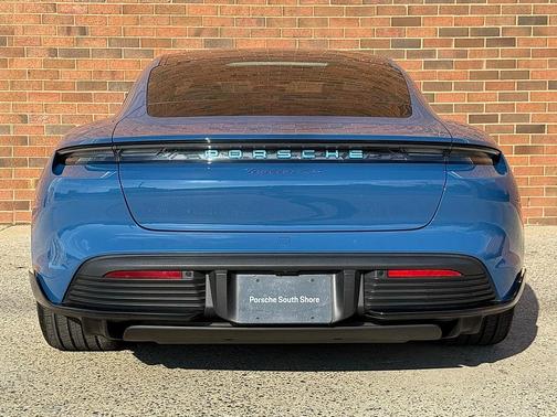2024 Porsche Taycan 4S