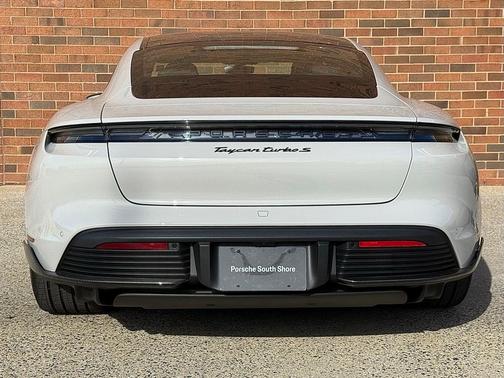 2023 Porsche Taycan Turbo S