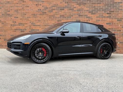 2022 Porsche Cayenne GTS