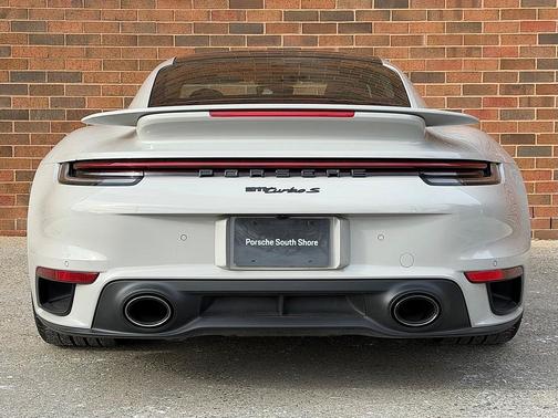2022 Porsche 911 Turbo