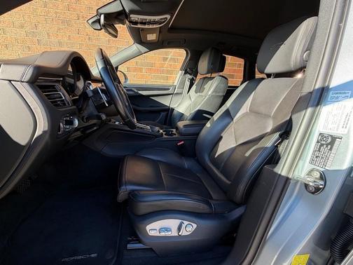 2023 Porsche Macan GTS