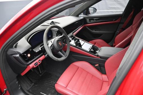 Carmine Red 2026 Porsche Panamera GTS
