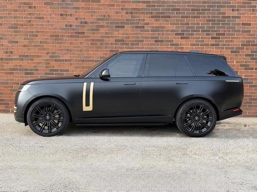 2023 Land Rover Range Rover P530 SE