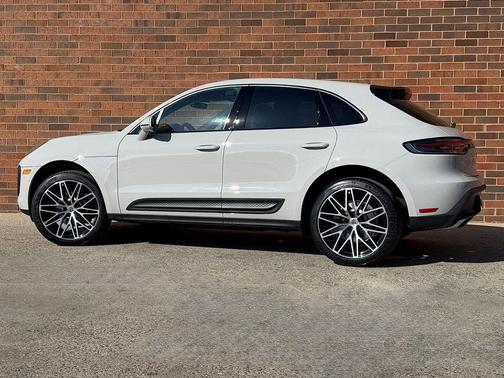 Chalk 2026 Porsche Macan Base