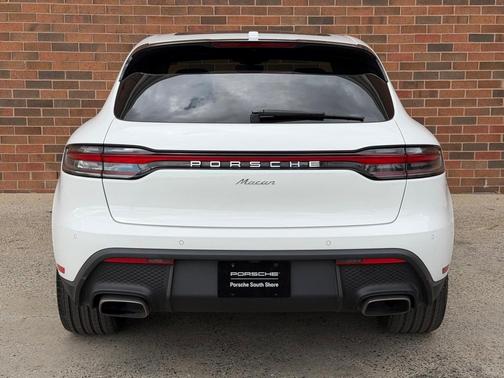 2024 Porsche Macan 
