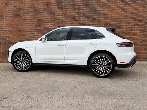2024 Porsche Macan 