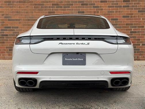 2023 Porsche Panamera Turbo S