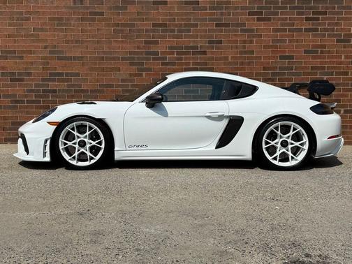 White 2024 Porsche 718 Cayman GT4 RS