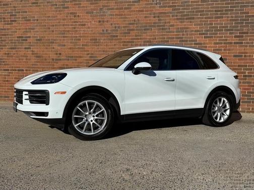 2024 Porsche Cayenne Base