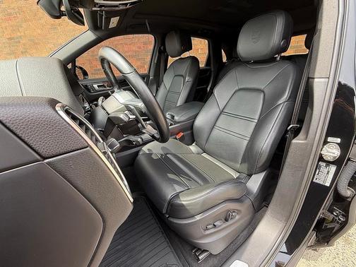 2022 Porsche Cayenne