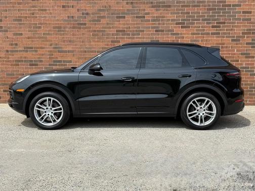 2022 Porsche Cayenne