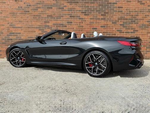 2022 BMW M8 Competition