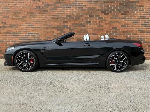 2022 BMW M8 Competition