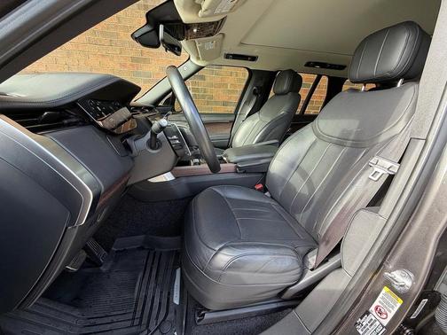 2023 Land Rover Range Rover P530 SE
