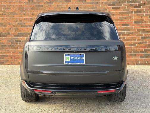 2023 Land Rover Range Rover P530 SE