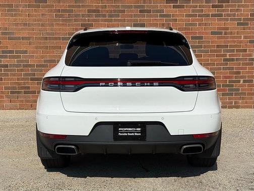 2021 Porsche Macan Base