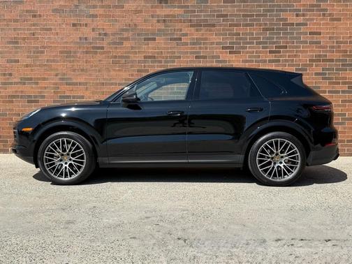 2023 Porsche Cayenne