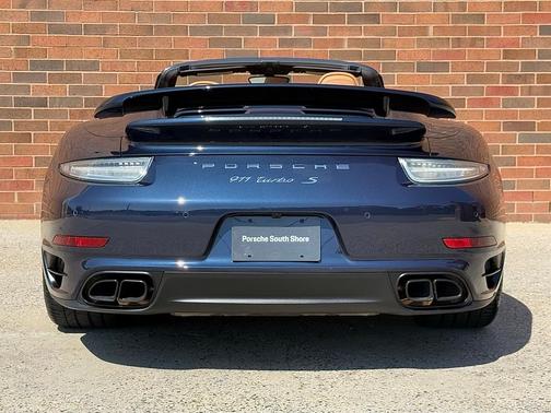 2016 Porsche 911 Turbo S