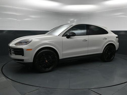 Chalk 2026 Porsche Cayenne AWD