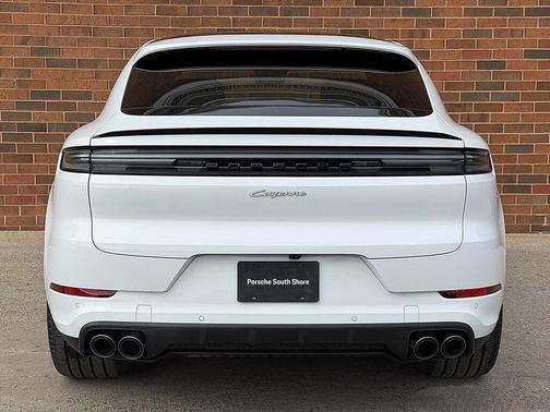 2026 Porsche Cayenne Base