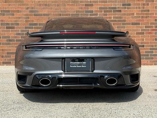 2024 Porsche 911 Turbo S