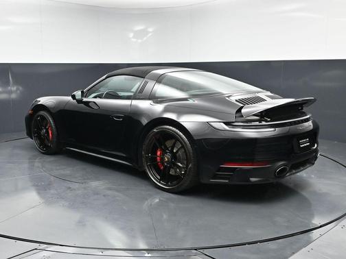 2022 Porsche 911 Targa 4 GTS