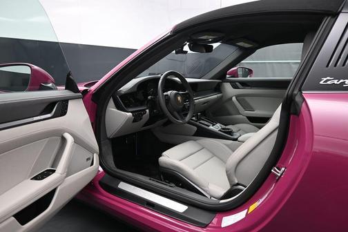Ruby 2024 Porsche 911 Targa 4S