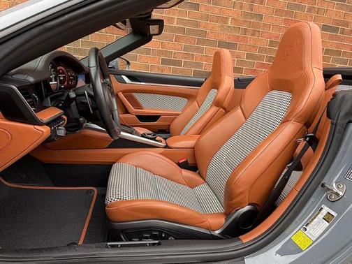 2023 Porsche 911 Carrera S