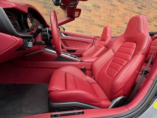 2024 Porsche 911 Turbo S