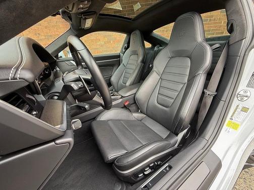2023 Porsche 911 Turbo