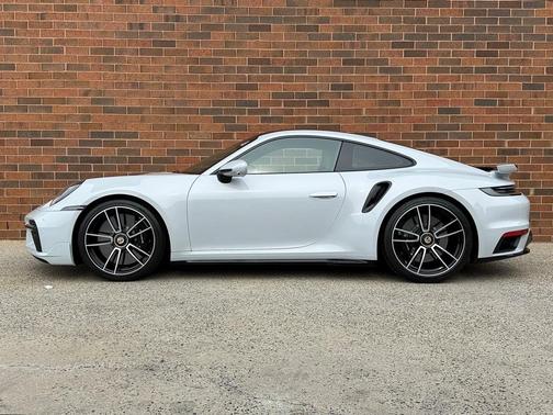 2023 Porsche 911 Turbo