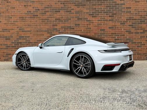 2023 Porsche 911 Turbo