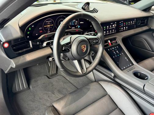 2023 Porsche Taycan Base