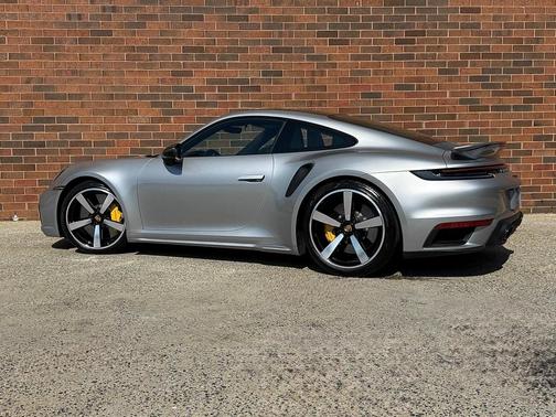 2021 Porsche 911 Turbo