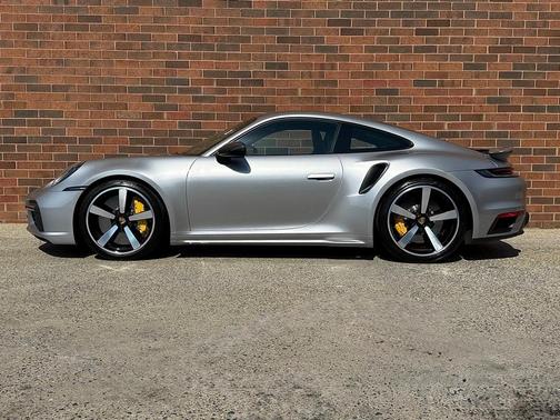 2021 Porsche 911 Turbo