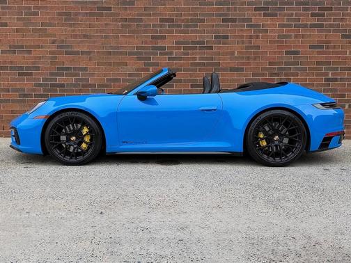 2023 Porsche 911 Carrera 4S