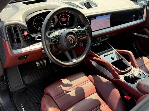 2024 Porsche Cayenne Turbo