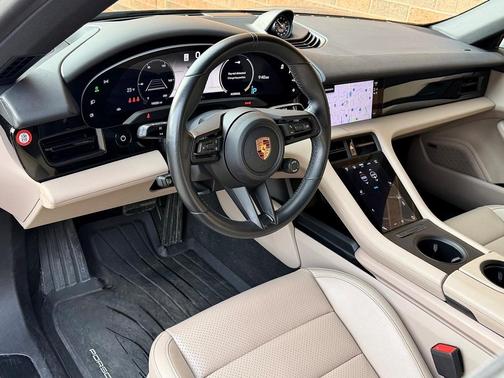 2022 Porsche Taycan 4S