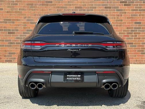 2025 Porsche Macan T